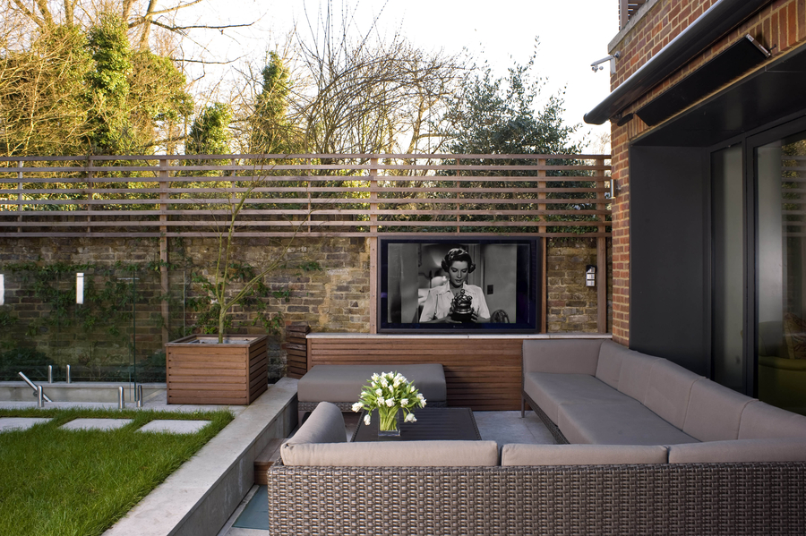 Indoor vs. Outdoor TVs: More Different Than You’d Expect 