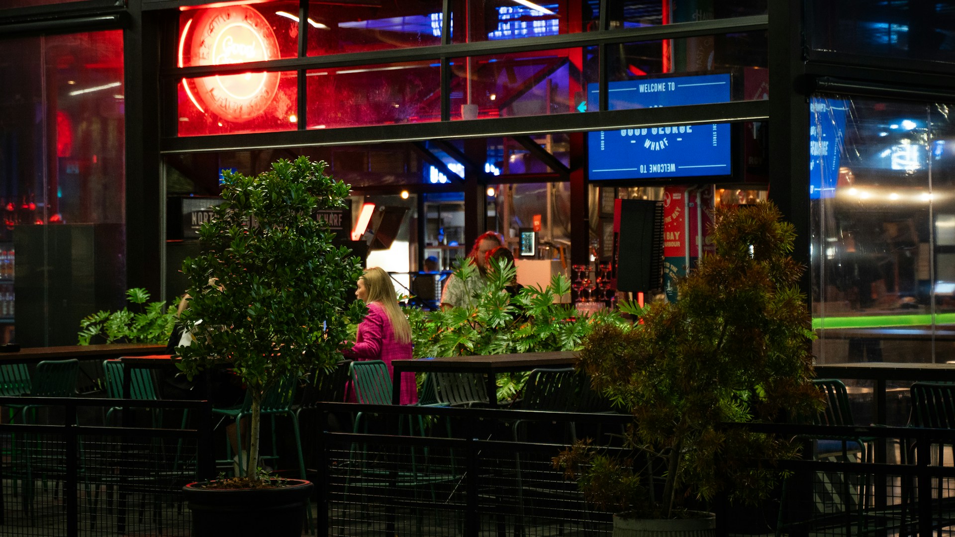 Commercial AV Ideas That Help Bars & Restaurants Stand Out