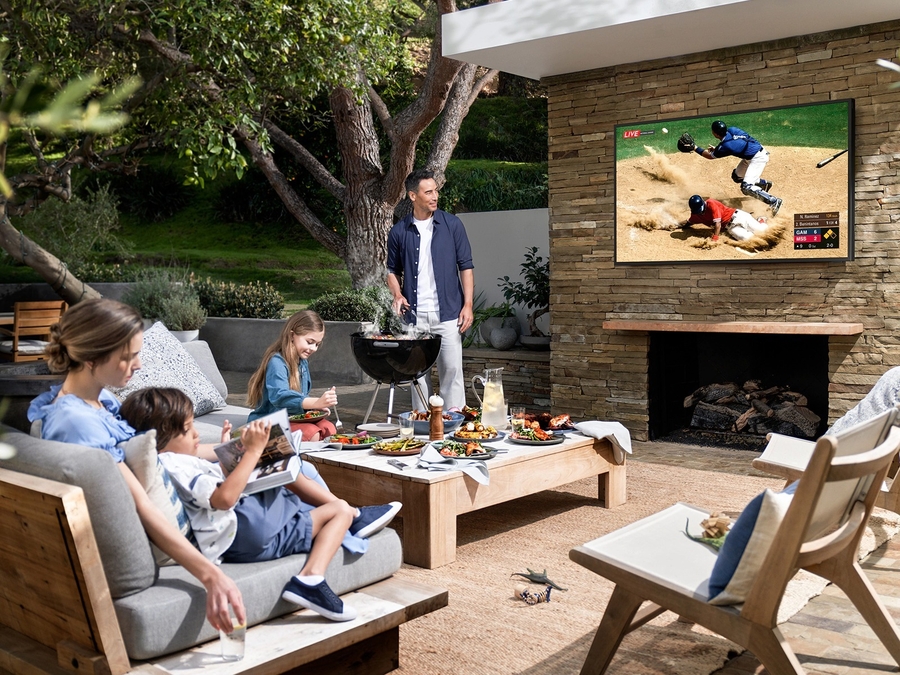 Wake Up Your Summer Home: Is Your Outdoor Entertainment System Ready?